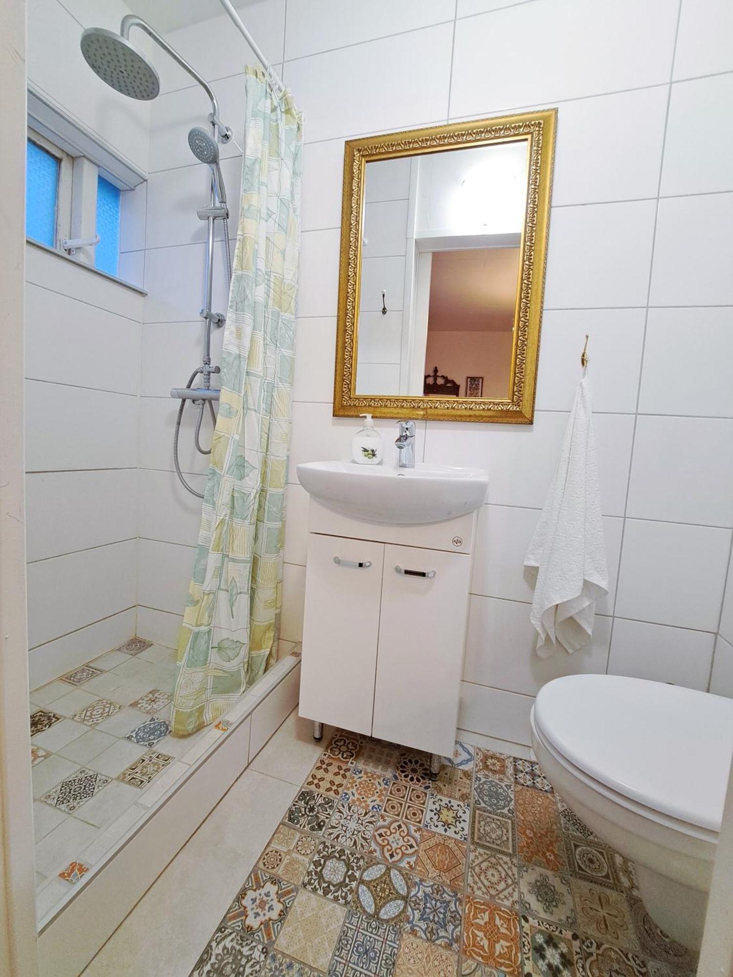 Akureyri Center Rooms ภายนอก รูปภาพ