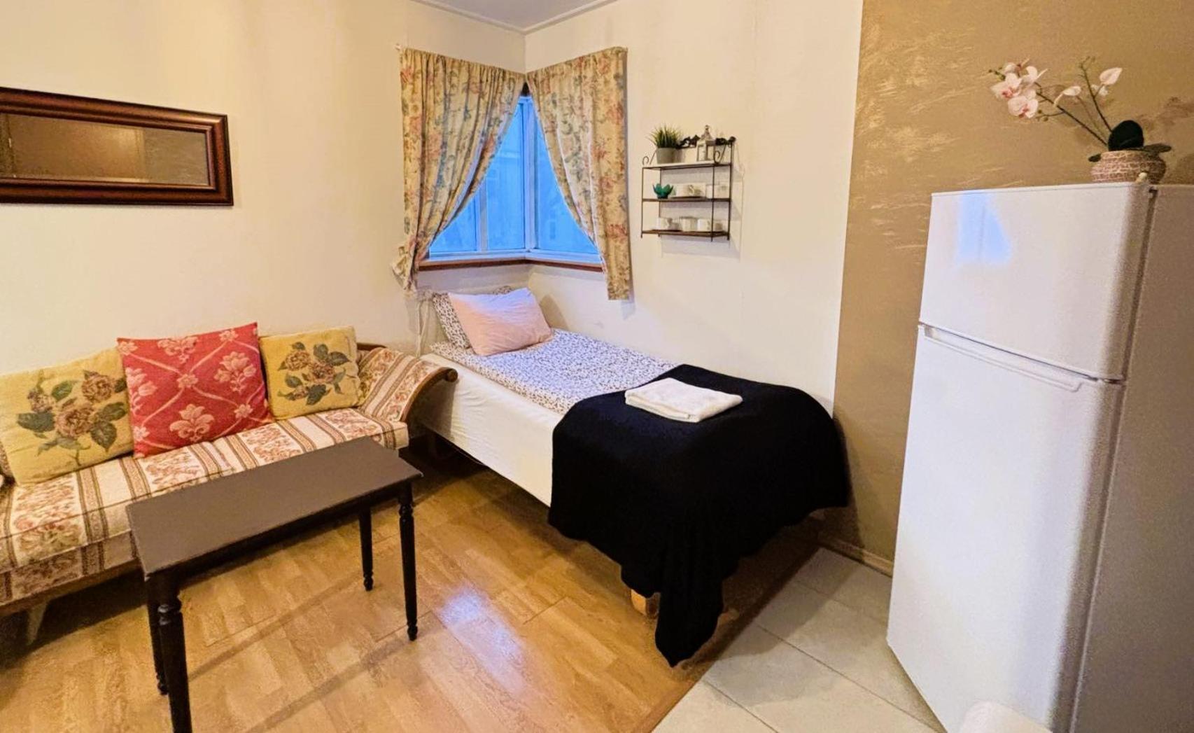 Akureyri Center Rooms ภายนอก รูปภาพ