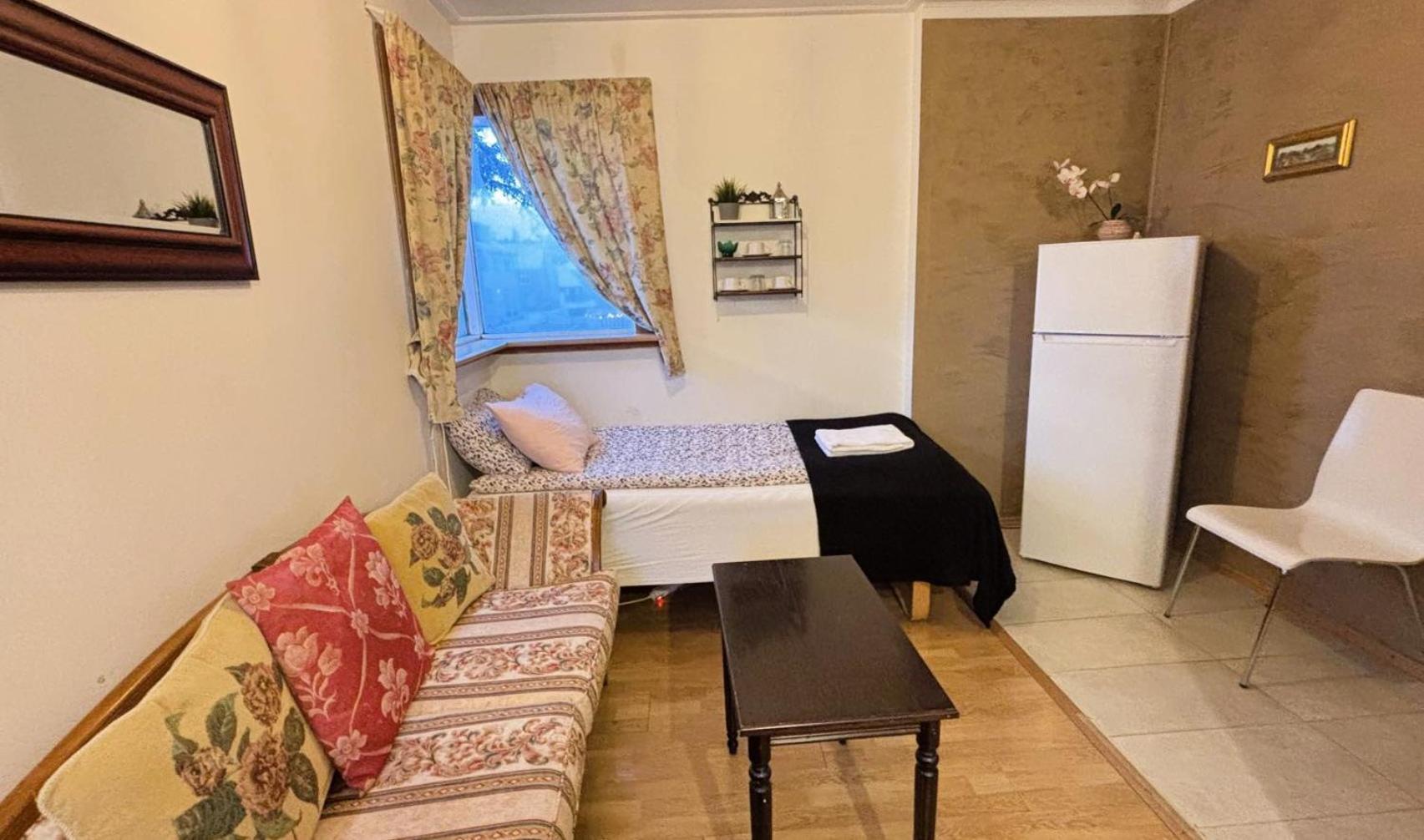 Akureyri Center Rooms ภายนอก รูปภาพ